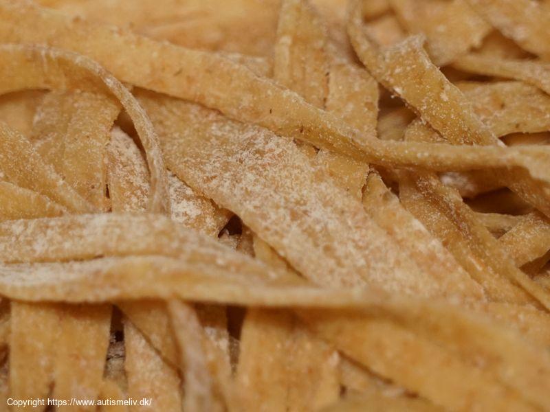 Hjemmelavet fuldkorns pasta